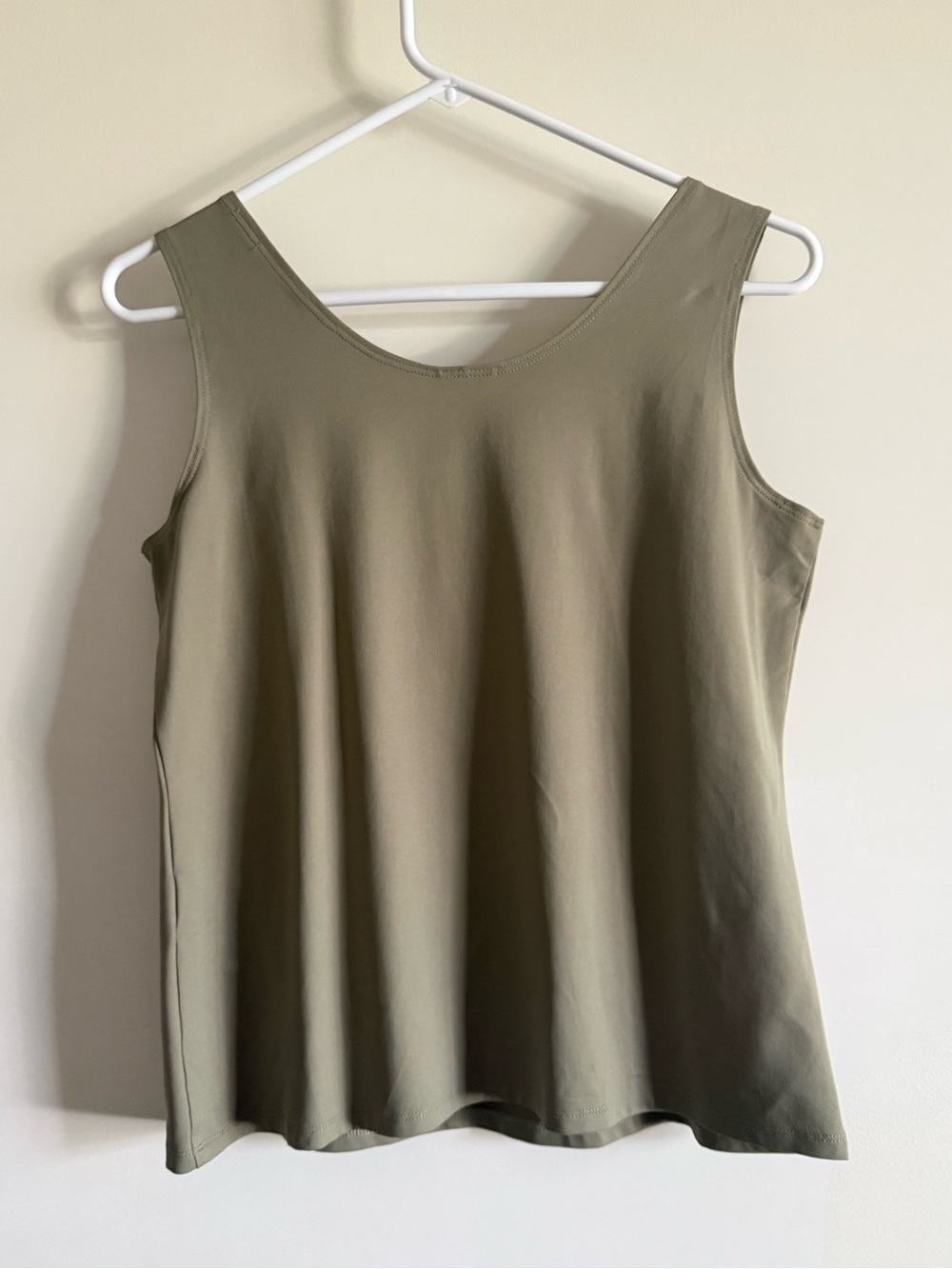 Like New Chico's Scoop Neck Tank - Picture 6 of 6